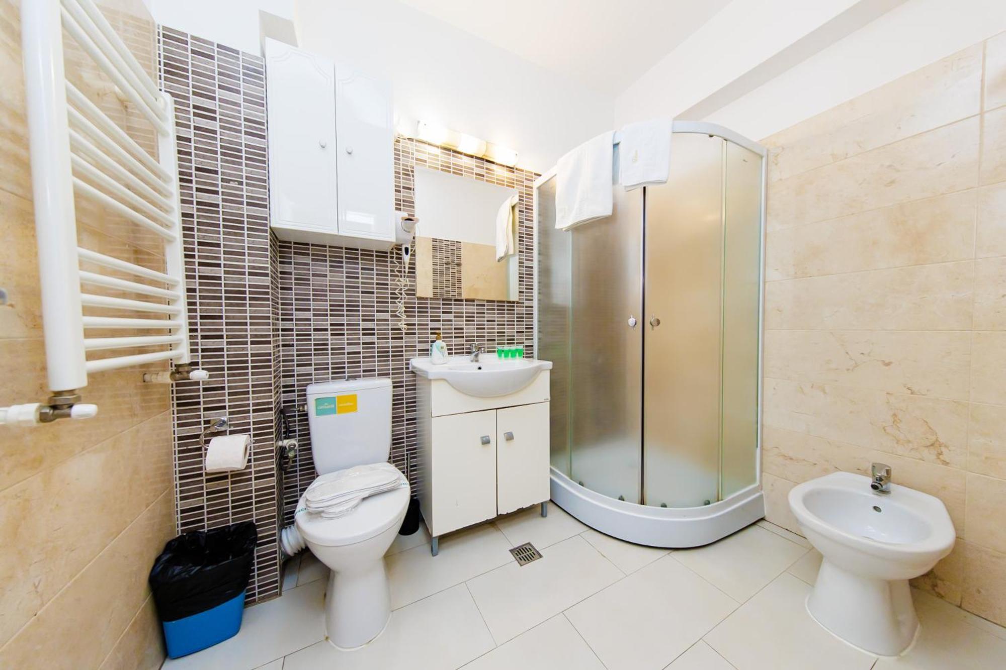 17 Zimbrului Residence At Lazar Towers Palas ยาช ภายนอก รูปภาพ
