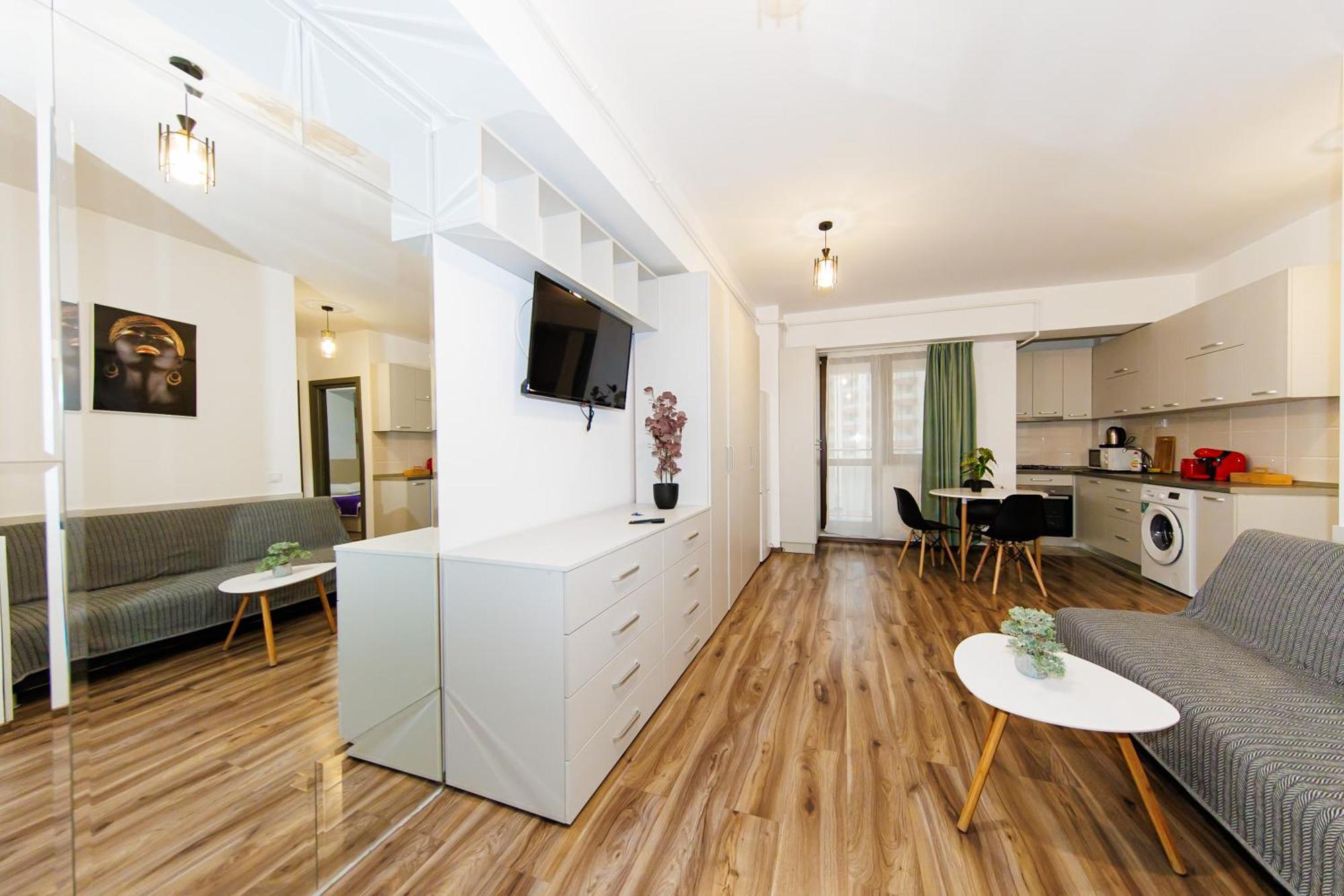 17 Zimbrului Residence At Lazar Towers Palas ยาช ภายนอก รูปภาพ